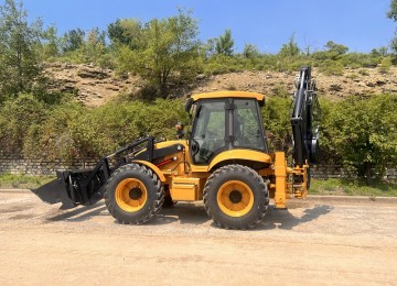 Экскаватор-погрузчик SAM388H